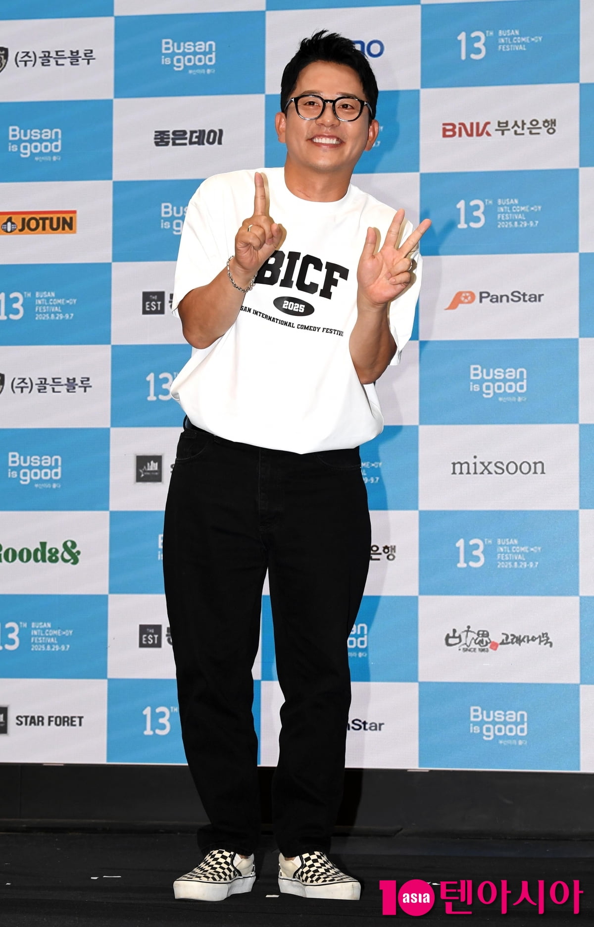 김준호 집행위원장, 새신랑 부산국제코미디페스티벌에서 뜨밤 보낸다 [TEN포토+]