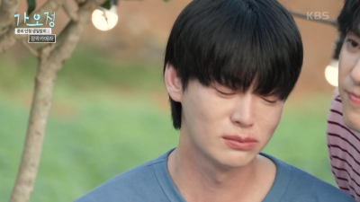 Ahn Jae-hyun Breaks Down in Tears During Surprise Birthday Prank on 'Going, Coming, Lee Min-jung'