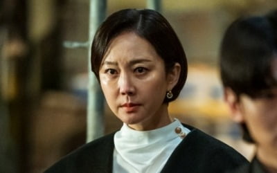 염정아, 친딸에게 비정한 母였다…폐공장 드럼통에 결박 ('아이쇼핑')