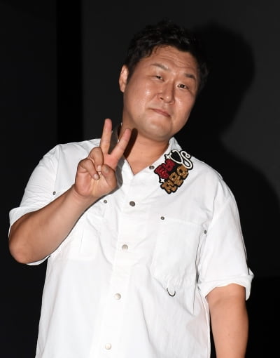 '좀비딸' 윤경호, 귀여운 유림핑...오늘 사회자는 나야 나[TEN포토+]