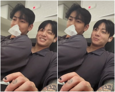 뷔, 코에 휴지꽂고 인간美…2살 동생 정국 무릎 위로 착석