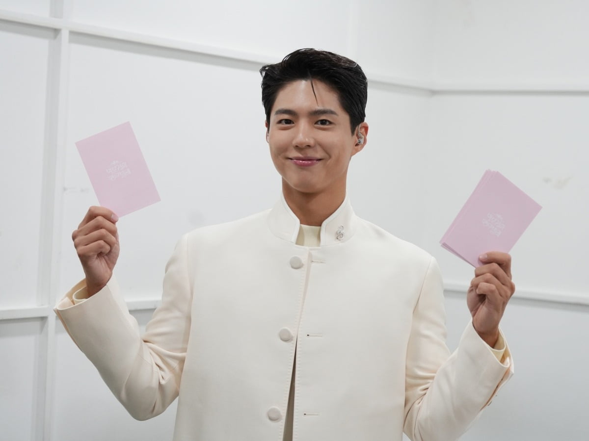 사진=더블랙레이블