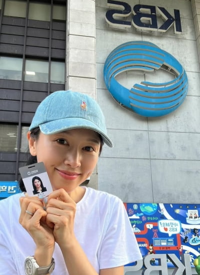 이선영 아나운서 "20년 다닌 회사 이틀이면 정리돼"…KBS에 사원증 반납
