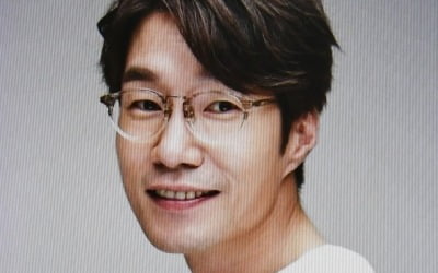 Korean Actor Song Young-kyu Laid to Rest Amidst Deep Mourning from Colleagues