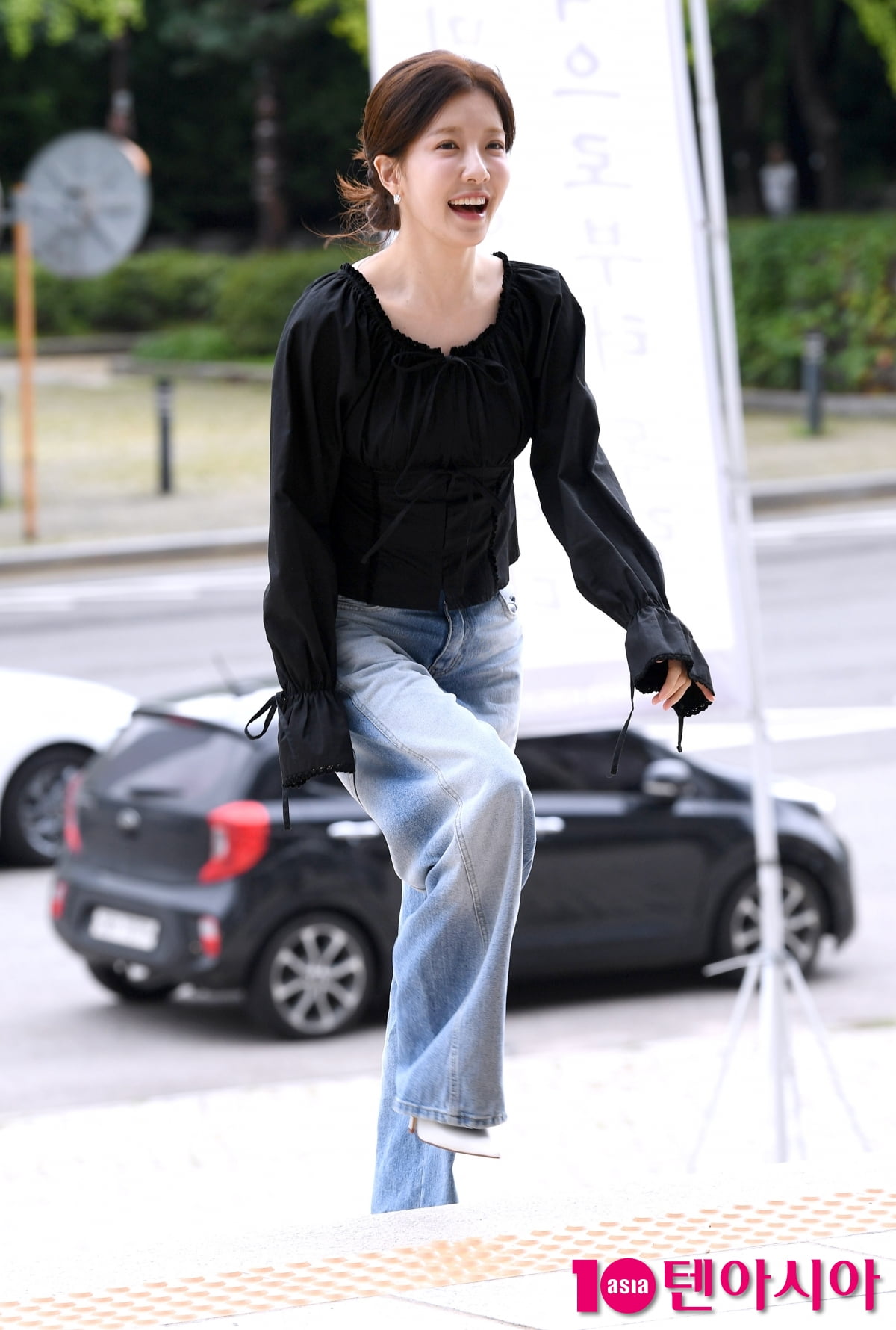 정인선, 여름햇살에 더해진 이쁨...캬르르르 즐거운 출근길[TEN포토+]