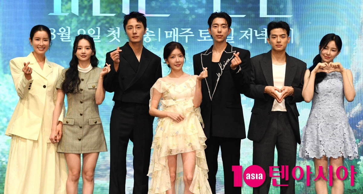 드라마 '화려한 날들' 주역들[TEN포토]