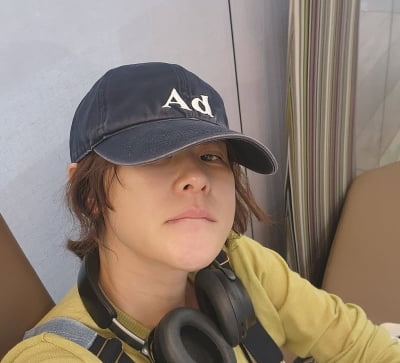 Choi Kang-hee Charms Fans with Her Playful Journey to Busan