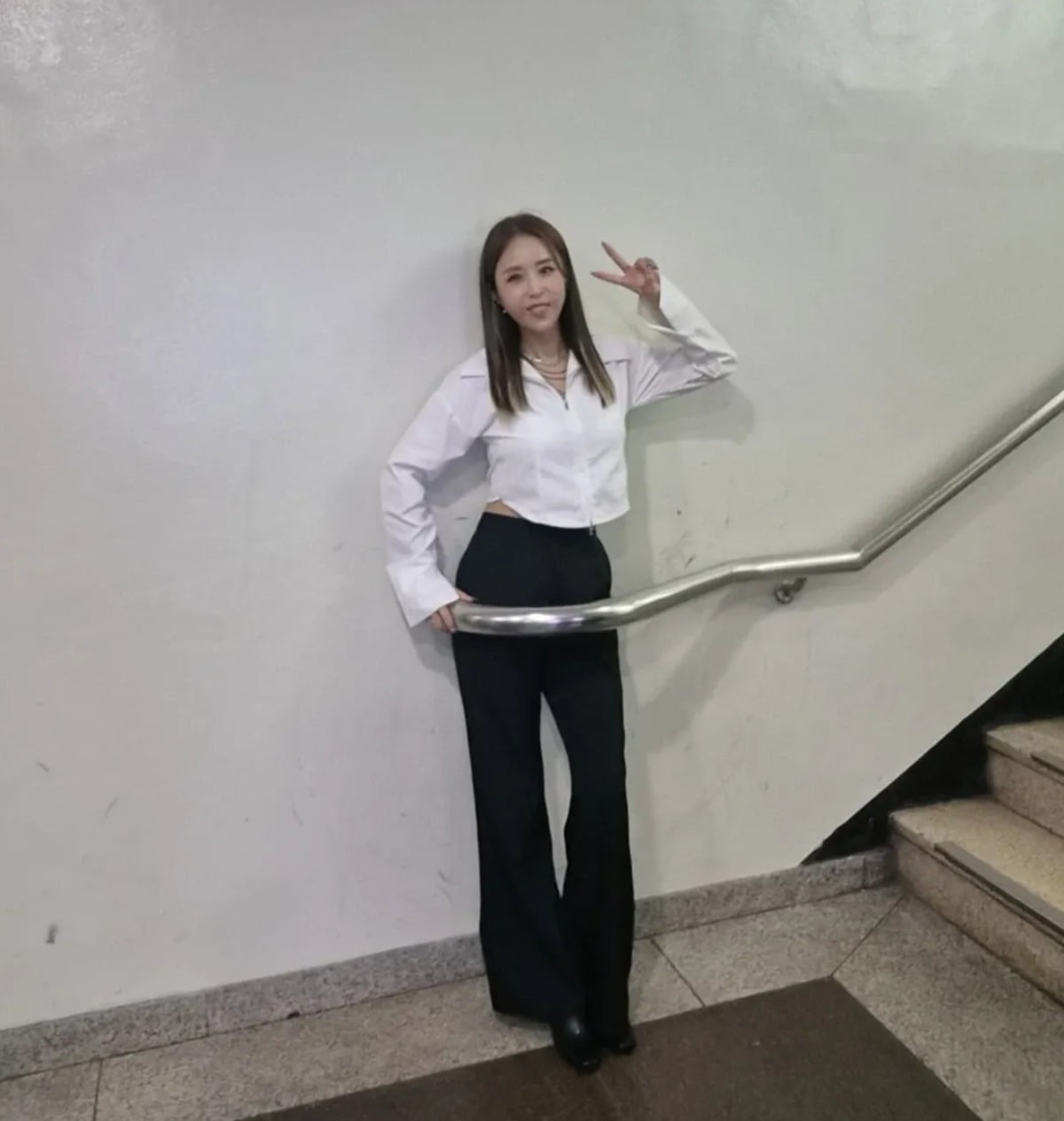 사진 = 신지 인스타그램 