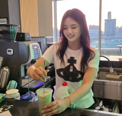 '美 명문대생' 이동국 딸, 방학 때 알바한다더니 "30분 만에 아웃"