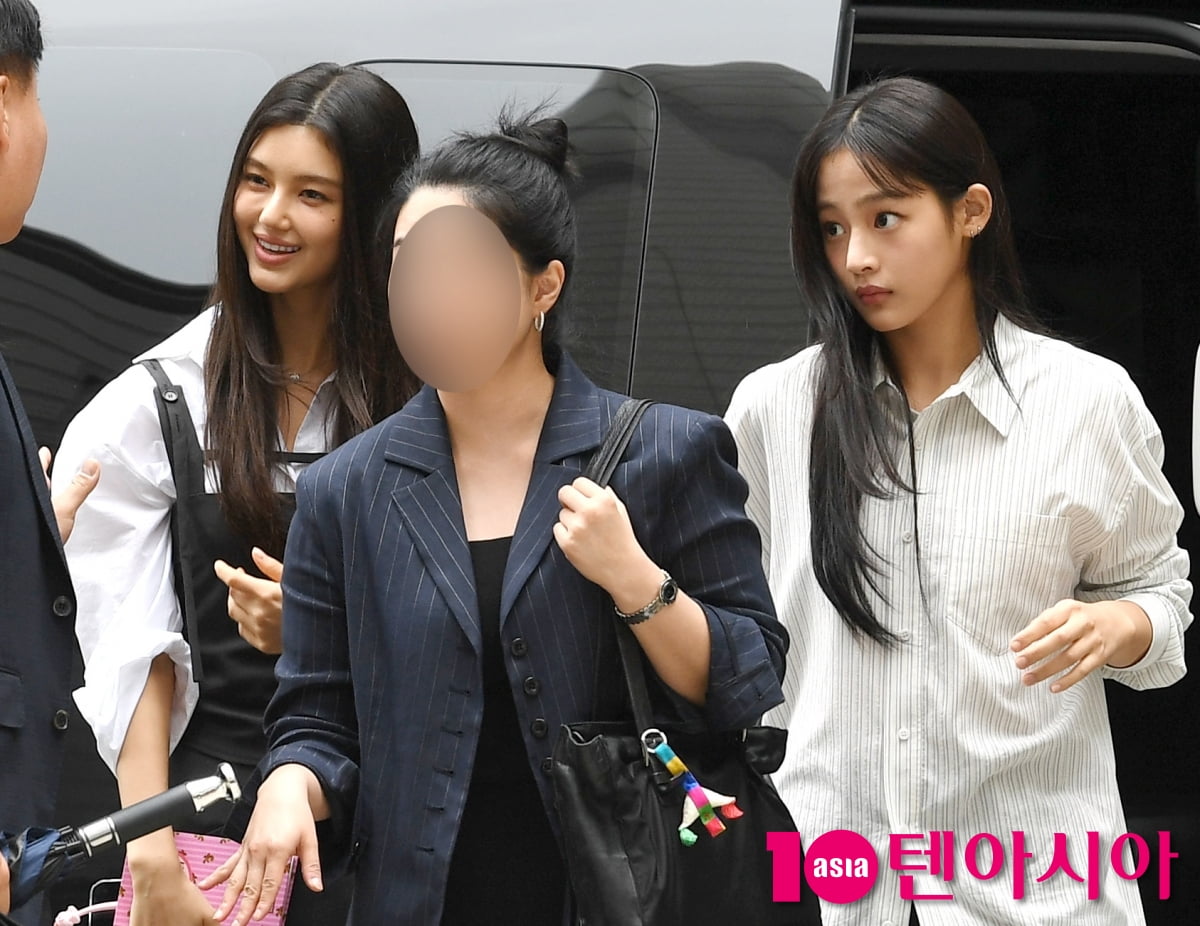 뉴진스 민지·다니엘, 법원 출석…"조정 가능성·합의 조건" 질문에 묵묵부답