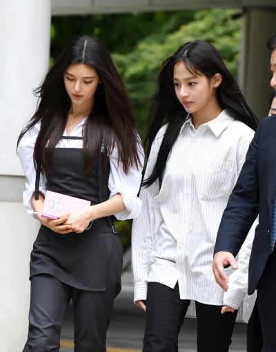 민지·다니엘 출석했지만…뉴진스, 어도어와 조정 결렬 "9월 2차 조정 속행"