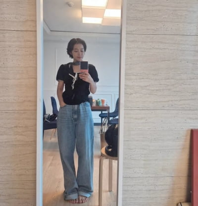 '5살 연상 남배우'와 핑크빛 홍자, 심경 변화 생겼나…더 짧아진 머리 무슨 일