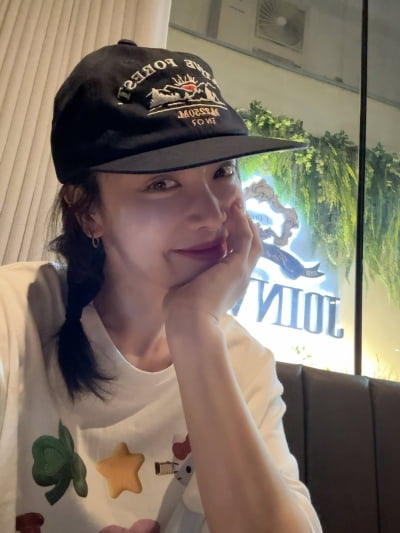 '학폭 의혹' 끝낸 김히어라, 훌훌 털고 전한 밝은 근황…"비싼 망고 빙수 먹는다"