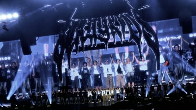 스트레이 키즈, 전반전 반전의 반전…열광의 후반전 예고