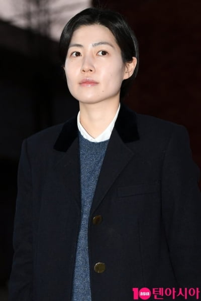 [공식] '31세 미혼' 심은경, 깜짝 소식 전해졌다…;여행과 나날'로 로카르노 영화제서 수상