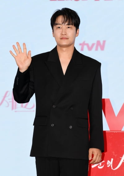 오의식, 비밀이 많은 간신[TEN포토+]