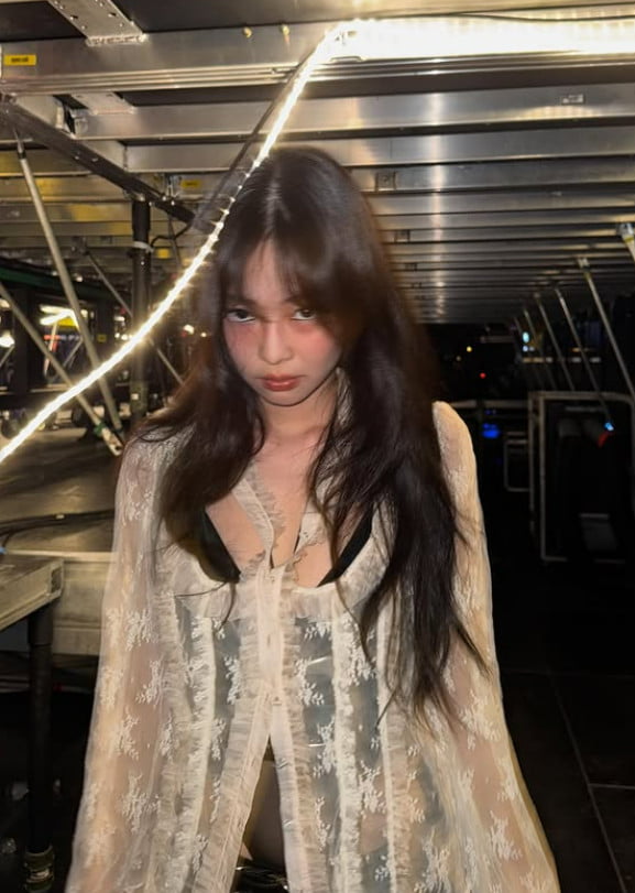 사진=제니 SNS