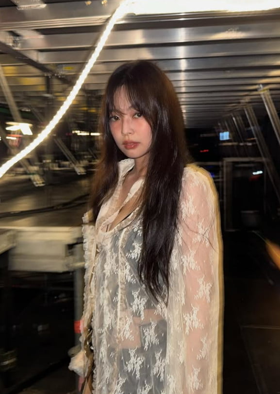 사진=제니 SNS
