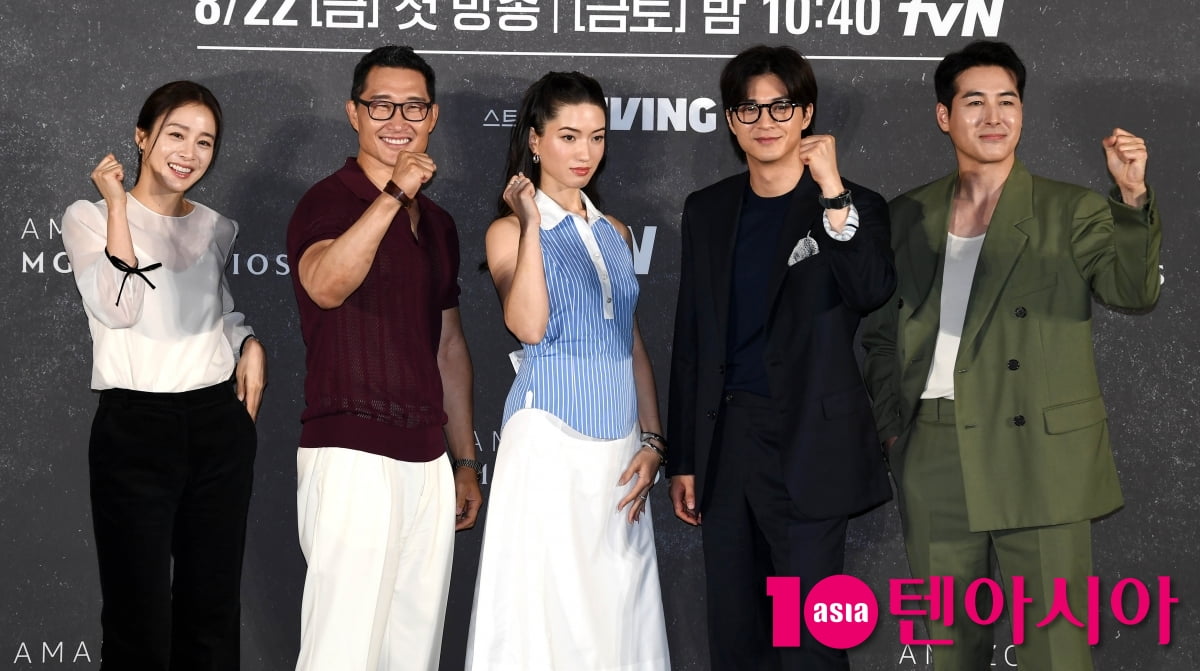 대니얼 대 킴-레이나 하디스티-김지훈-김태희-션 리차드, 버터플라이 기대하세요[TEN포토]