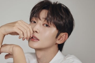 [공식] '34세 미혼' 윤지성, 깜짝 소식 알렸다…워너원 해체 6년 만에 BL 드라마 도전