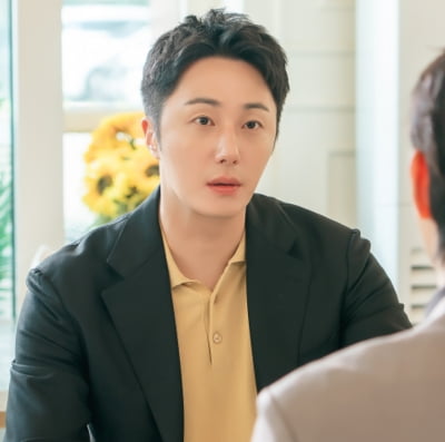 정일우, 깜짝 결혼 소식 전했다…상대는 H건설 외동딸 ('화려한 날들')
