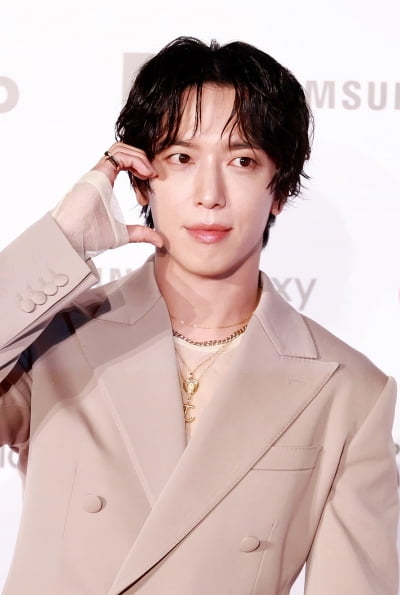 [공식] '36세' 정용화, 깜짝 소식 전했다…정해인→장나라 만나더니 '엘피룸' 시즌 2 론칭