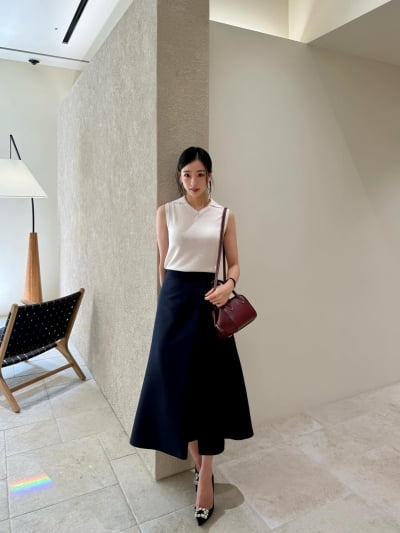 '9살 연상♥' 손연재, 블랙 앤 화이트 패션으로 뽐낸 우아한 매력…'결혼하고 더 예뻐져'