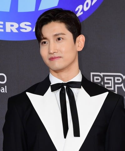 '비연예인♥' 최강창민, 결혼 6년 차에 깜짝 소식…홍석천 손잡고 홍콩 건축 유학 ('이유있는')