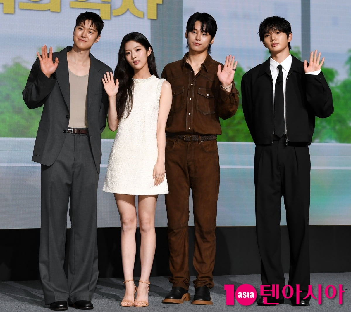 공명-신은수-차우민-윤상현, 영화 '고백의 역사' 주역들[TEN포토+]
