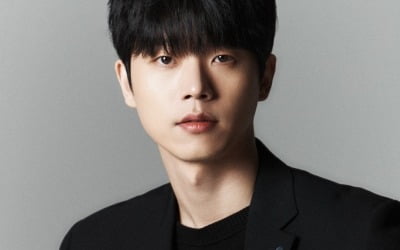 '김다미 오빠' 전성우, 명문대 법대생 됐다…학비 위해 몰래 과외하는 속 깊은 장남 ('백번의추억')