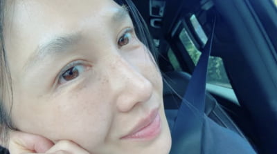 '엄태웅♥' 윤혜진, 청초한 민낯 공개…주근깨도 아름다워