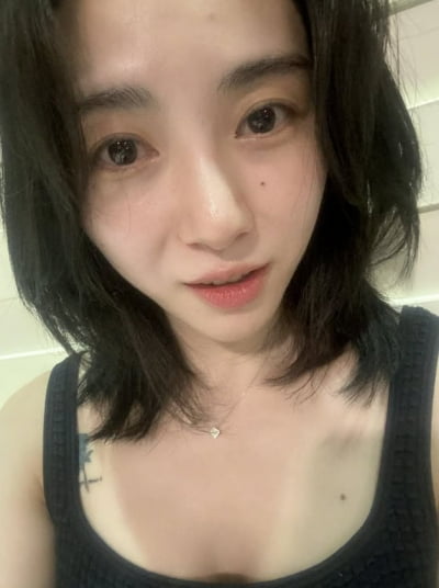 AOA 출신 권민아, 개원 5개월 만에 피부과 퇴사…상담 실장직 내려놨다