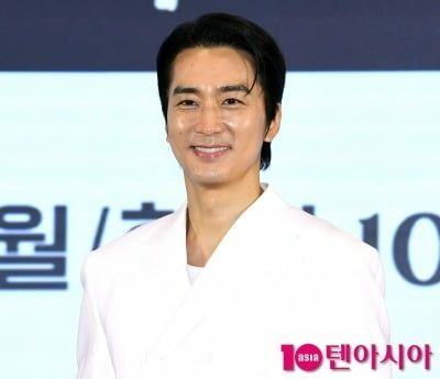 '연예계 빌런 폭로' 이경실, 송승헌 인성 극찬 "유명해져도 안 변해" ('신여성')