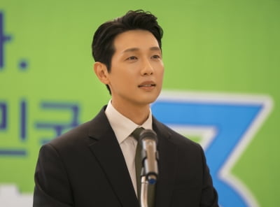 지현우, 고아원 출신 국회의원 됐다…"진심 다하겠다는 약속 지키려 노력" ('퍼스트레이디')