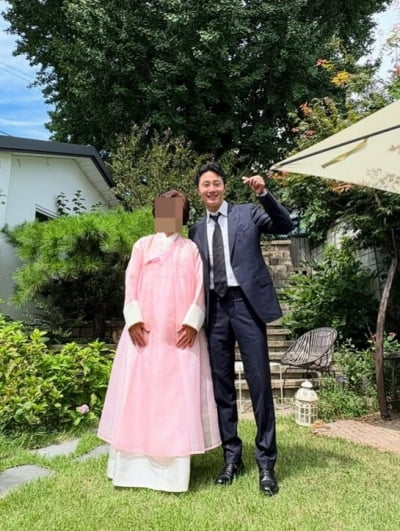 정일우, 모친까지 교수였다…정년퇴임식에 엘리트 식구 총출동