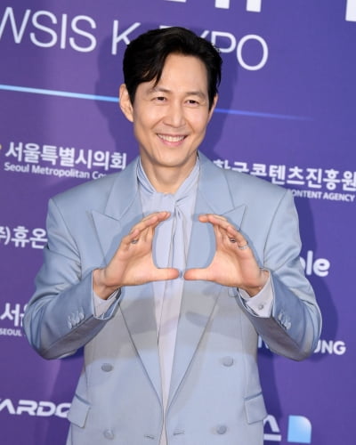 이정재, 기분 좋은 하트[TEN포토]