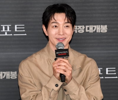 Actor Jung Sung-il Discusses Challenges of Dialogue-Heavy Role in 'The Murderer Report'