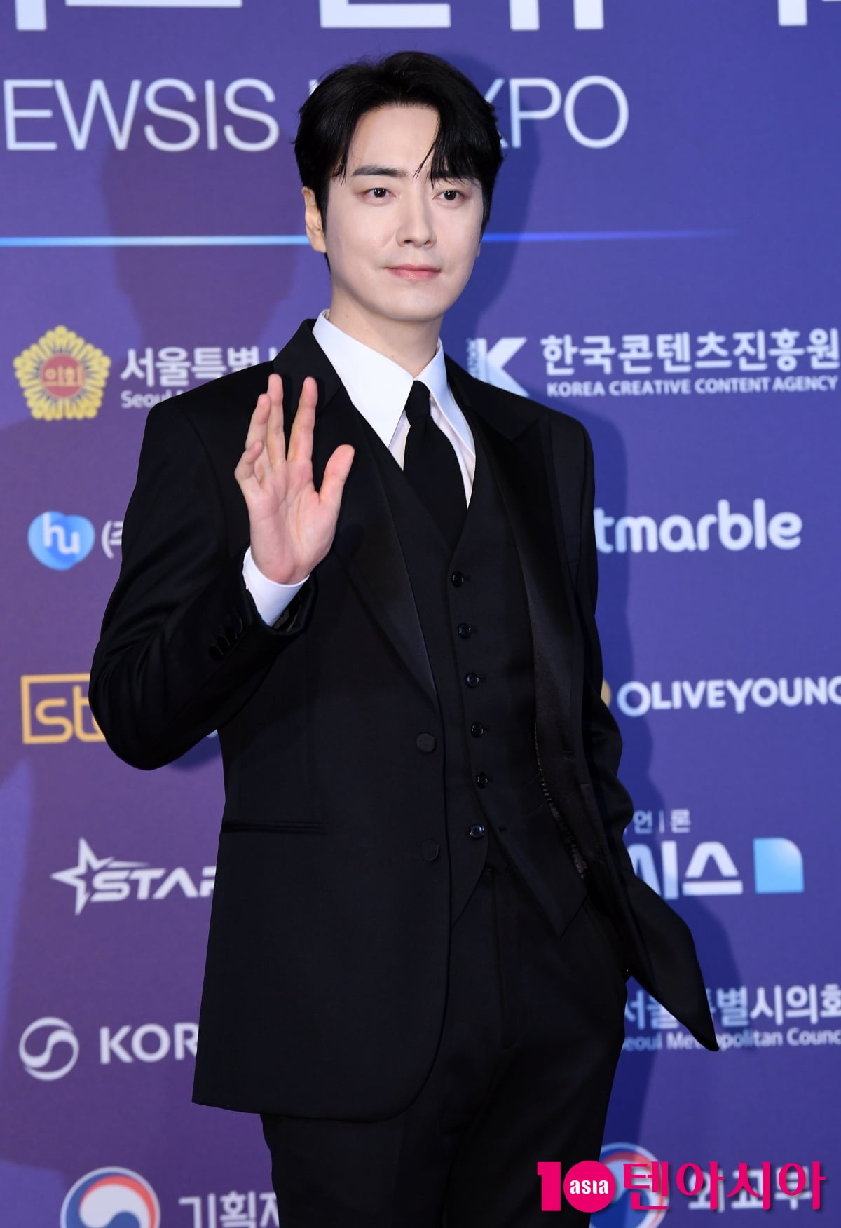 이준혁, 잘생긴 로맨틱가이[TEN포토+]