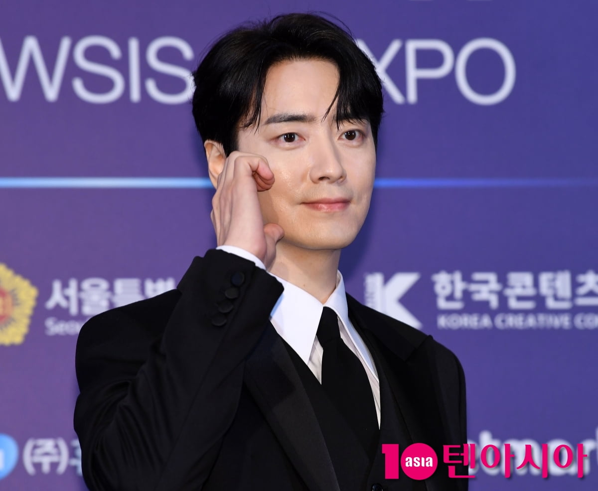 이준혁, 잘생긴 로맨틱가이[TEN포토+]