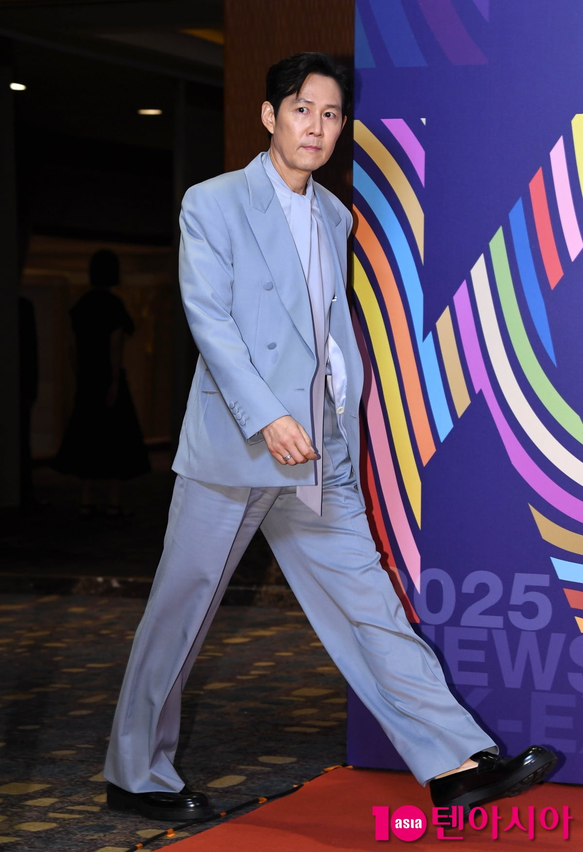 이정재, 마지막 여름 시원한 블루[TEN포토+]