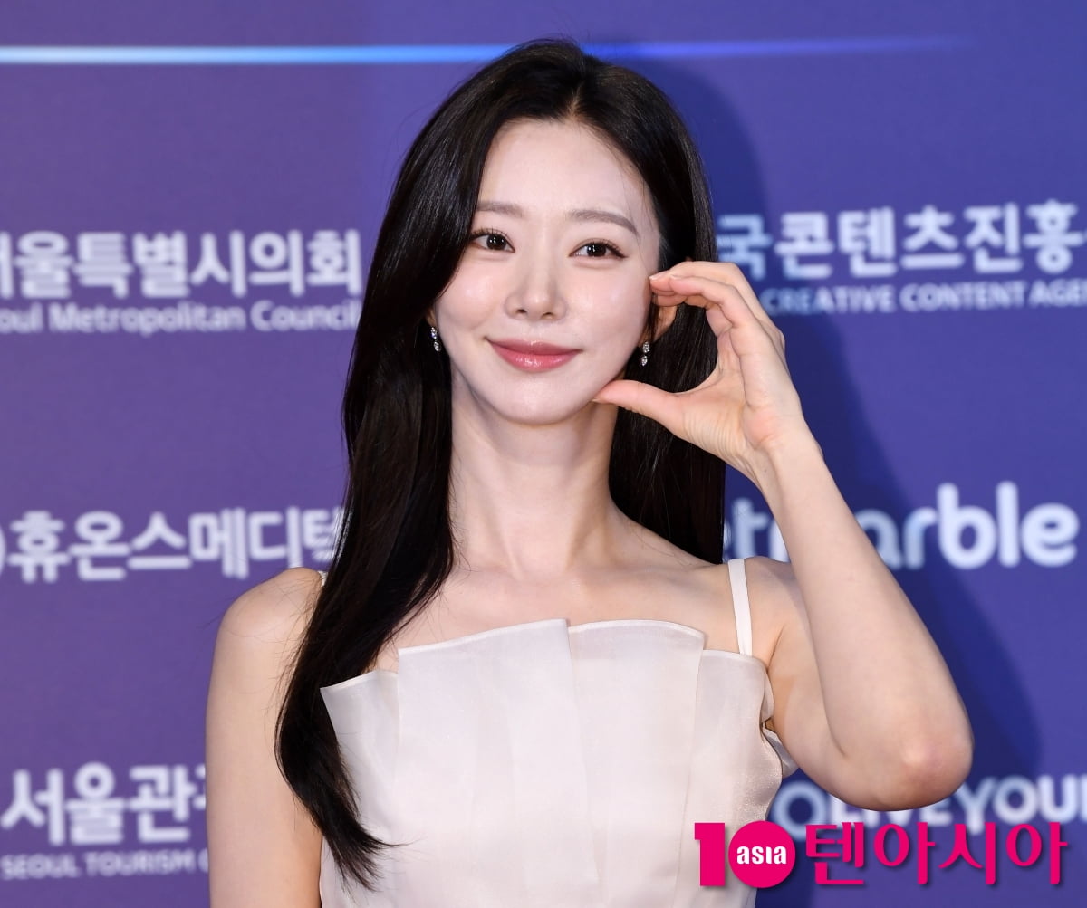 이주빈, 청초함 가득한 미소[TEN포토+]