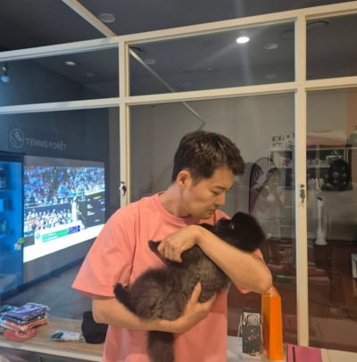 "삭제한 게 더 이상해" 전현<br>무, 보아 신곡 홍보 후 '빛삭'