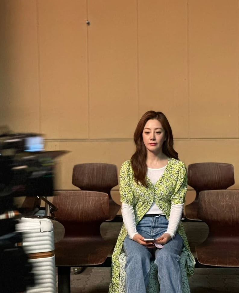 '50세 미혼 25년 째 연애' 오나라…드라마 종영 후 전한 근황 "정신 차리고 잘 살자"