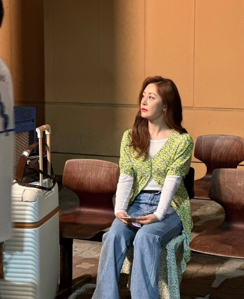 '50세 미혼 25년 째 연애' 오나라…드라마 종영 후 전한 근황 "정신 차리고 잘 살자"