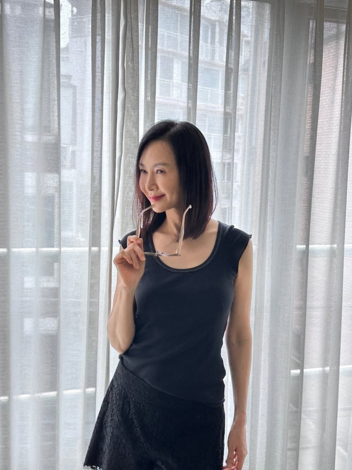 사진 = 채시라 인스타그램 
