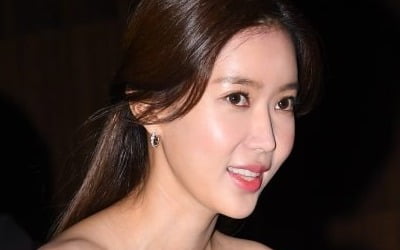 [종합] 임수향, 결국 고개 숙였다…27살 연상 대선배에 사과 "전 정말 몰라" ('라스')