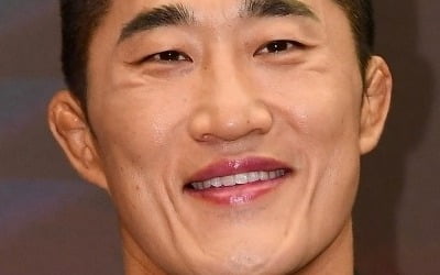 김동현, 파이트머니만 1억 7000만원인데…"승리 비결, 주워 먹고 남 속이기" ('히든아이')