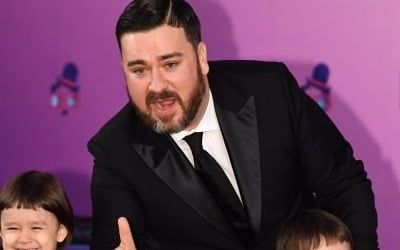 샘해밍턴, 24억 자가 마련했다더니…"子 층간 소음 때문에" 연희동 3층 단독주택 이유 ('홈즈')