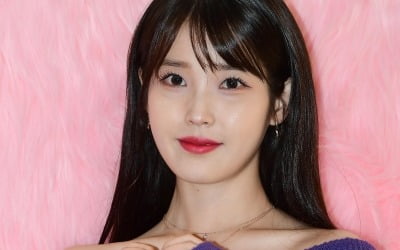 "유독 길었고 뜨겁게 사랑했다" 아이유, '바이, 썸머' 깜짝 공개