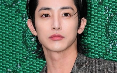 이수혁, 소속사 옮기더니 '12시간 팬미팅 혹사 논란'…사과가 팬 분노 키웠다 [TEN이슈]